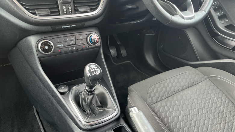 Ford Fiesta 1.0 EcoBoost Titanium 5dr Petrol Hatchback